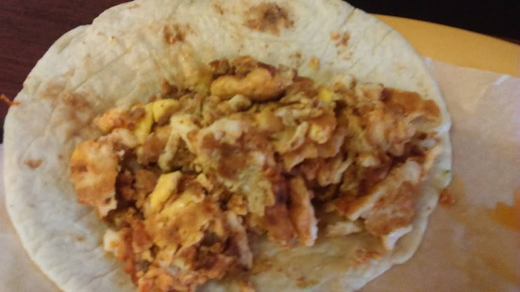 El Bracero Mexican Restaurant | restaurant | 3939 E Southcross, San Antonio, TX 78222, USA | 2103371686 OR +1 210-337-1686