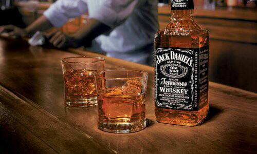 Joes Grille | restaurant | 6645 82nd St, Indianapolis, IN 46250, USA | 3178455146 OR +1 317-845-5146