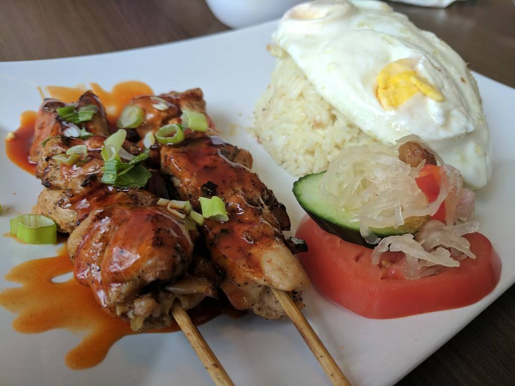 Bertos Restaurant | restaurant | 1063 Dundas St W, Mississauga, ON L5C 1C3, Canada | 9052320203 OR +1 905-232-0203