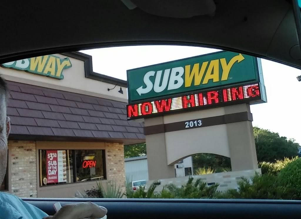 Subway | restaurant | 2013 Citrus Blvd, Leesburg, FL 34748, USA | 3527876442 OR +1 352-787-6442