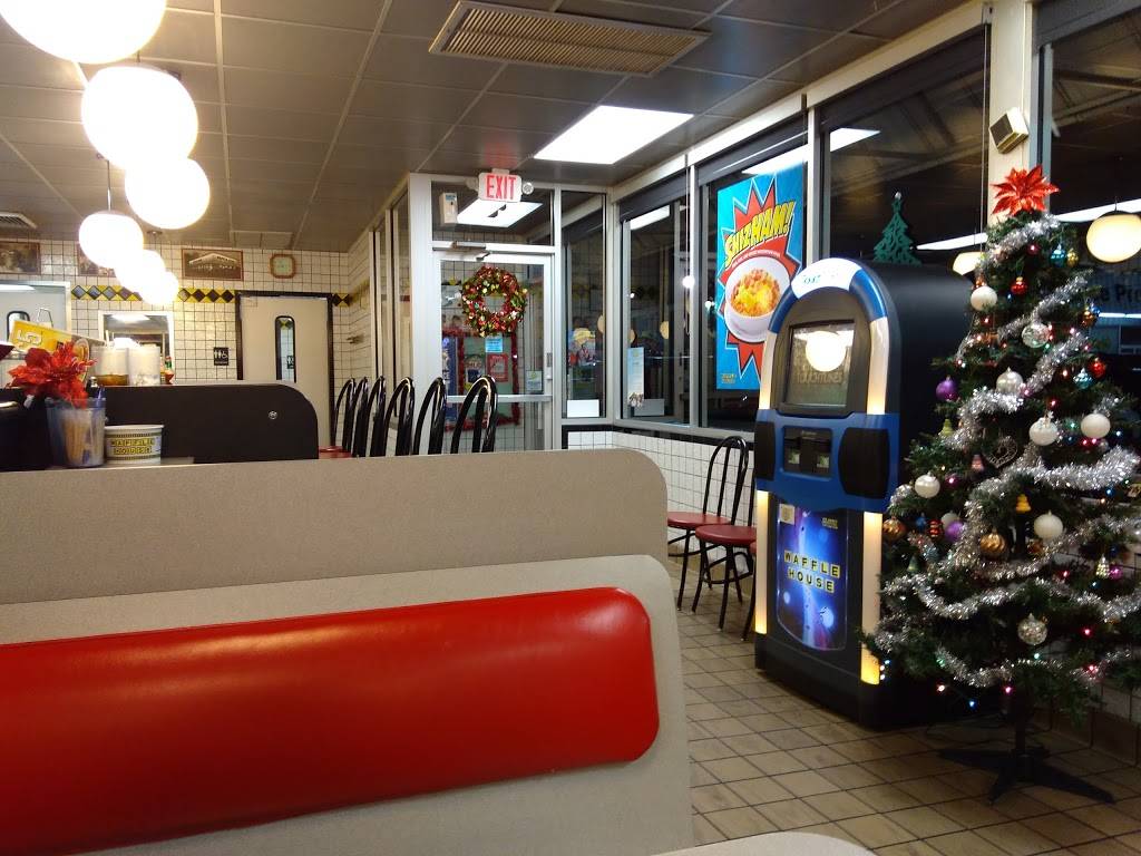 Waffle House | meal takeaway | 3009 Alcoa Hwy, Alcoa, TN 37701, USA | 8659839984 OR +1 865-983-9984