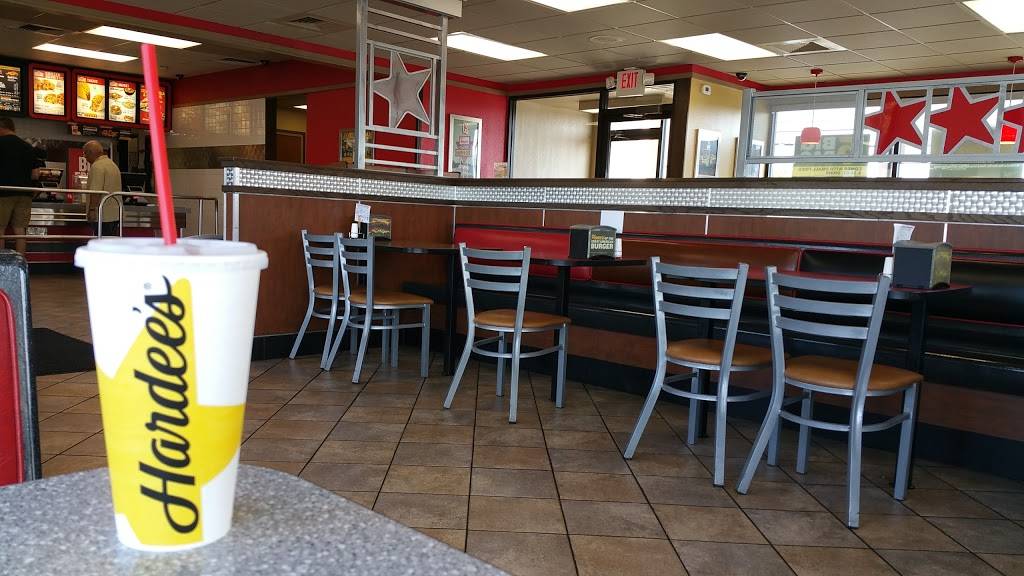 Hardees | restaurant | 12000 Hartman Dr, Edinburgh, IN 46124, USA | 8125265293 OR +1 812-526-5293