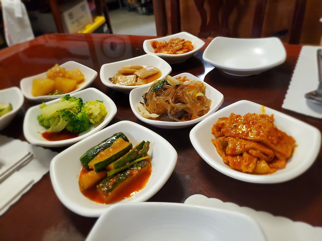 Chunju Han-Il Kwan | restaurant | 3450 W 6th St, Los Angeles, CA 90020, USA | 2134801799 OR +1 213-480-1799