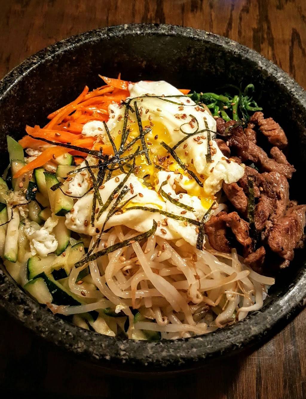 Sushi Moto | restaurant | 436 Elmwood Rd, Lansing, MI 48917, USA | 5175804321 OR +1 517-580-4321