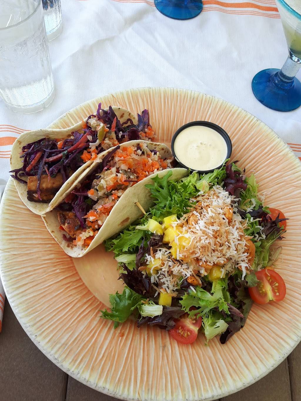 Pelican Landing | restaurant | Pier Sixty-Six Marina, 2301 SE 17th St, Fort Lauderdale, FL 33316, USA | 9545243444 OR +1 954-524-3444