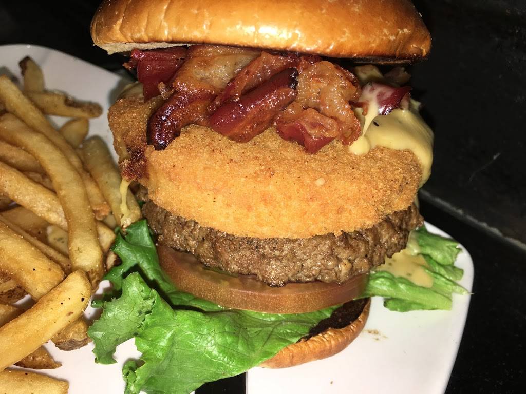 TGI Fridays | restaurant | Dallas-Fort Worth, Intl Airport, Terminal C, Gate 8, Dallas, TX 75261, USA | 9725742728 OR +1 972-574-2728