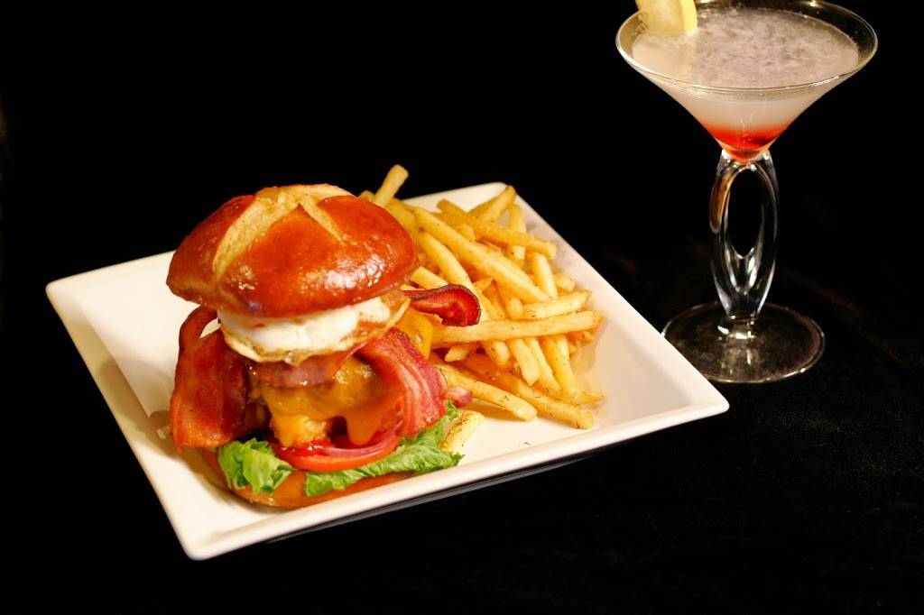 Drafts Burger Bar | restaurant | 240 River Rd, Gatlinburg, TN 37738, USA | 8654365161 OR +1 865-436-5161
