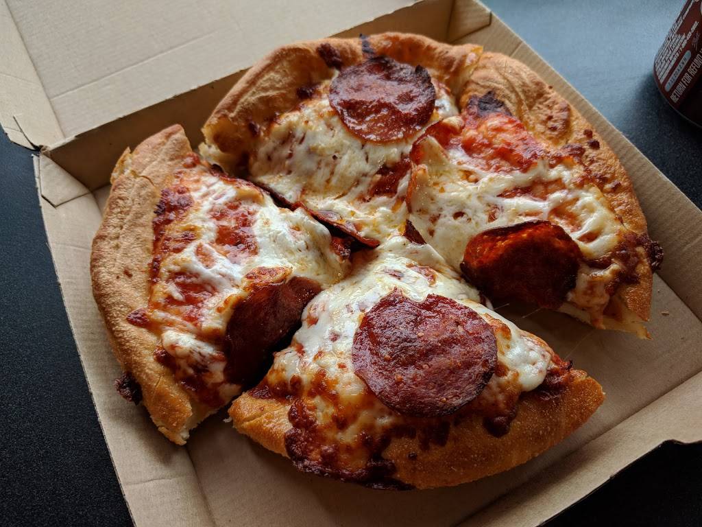 Pizza Hut | meal delivery | 11710 Yonge St #2, Richmond Hill, ON L4E 0K4, Canada | 9057703038 OR +1 905-770-3038