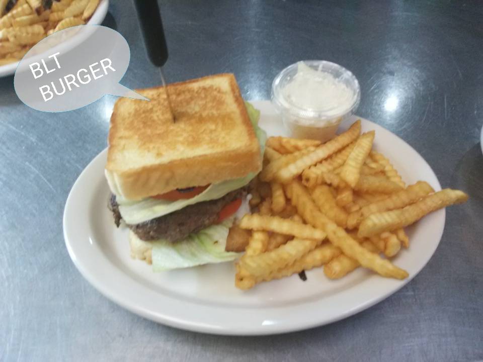 Cranks Bar & Grill | restaurant | 102 S Chestnut St, Minonk, IL 61760, USA | 3094322643 OR +1 309-432-2643