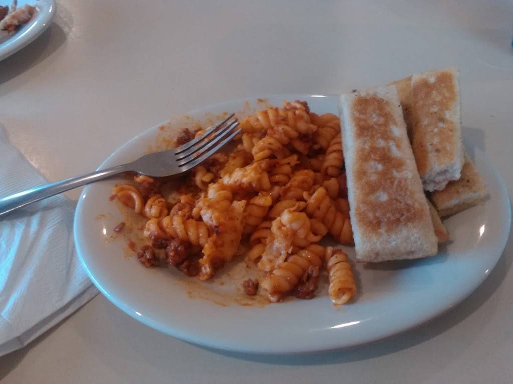 Pizza Hut | meal takeaway | 2013 Village Dr, Leeds, AL 35094, USA | 2056402442 OR +1 205-640-2442