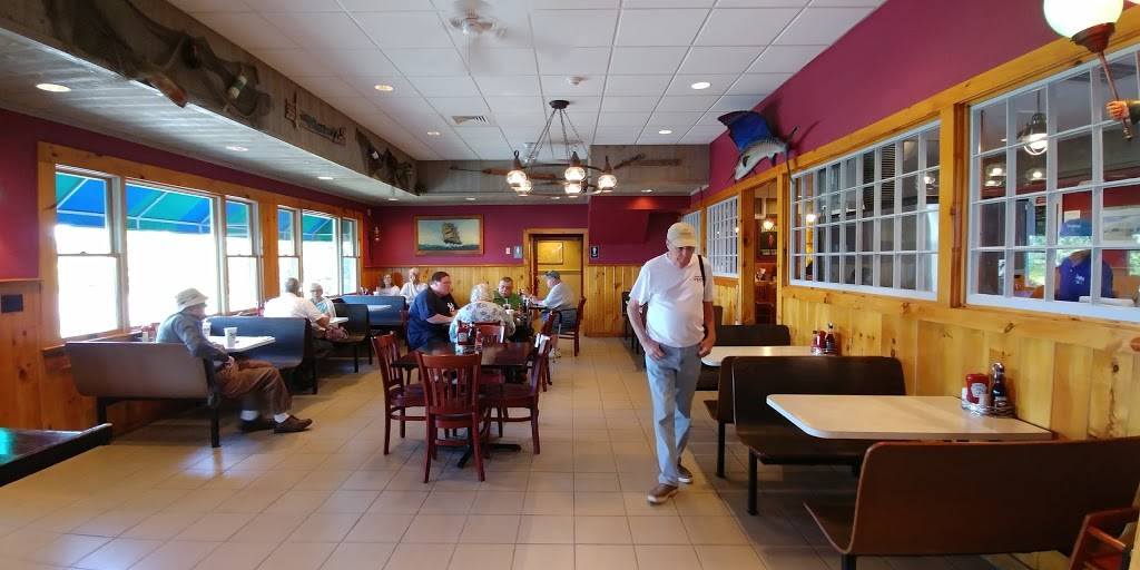 Seafood Sams | restaurant | 6 Coast Guard Rd, Sandwich, MA 02563, USA | 5088884629 OR +1 508-888-4629