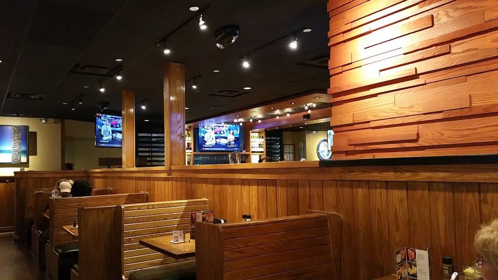 Outback Steakhouse | restaurant | 1515 W 14 Mile Rd, Madison Heights, MI 48071, USA | 2485852064 OR +1 248-585-2064