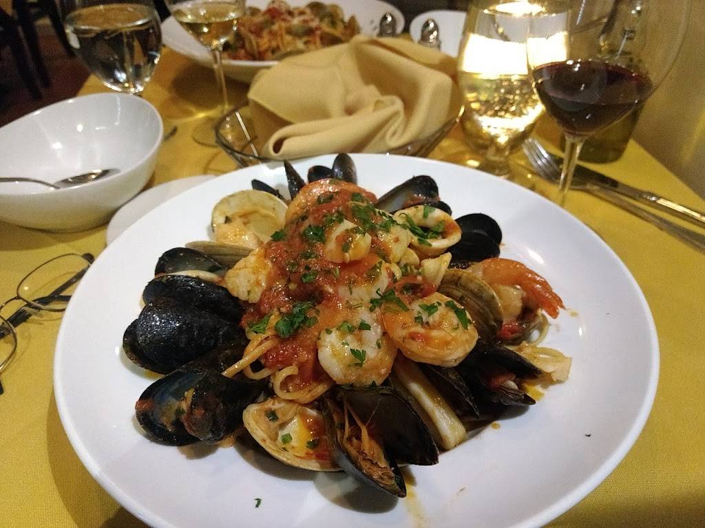 Paolo Ristorante | restaurant | 208 Amity Rd, Woodbridge, CT 06525, USA | 4752099296 OR +1 475-209-9296