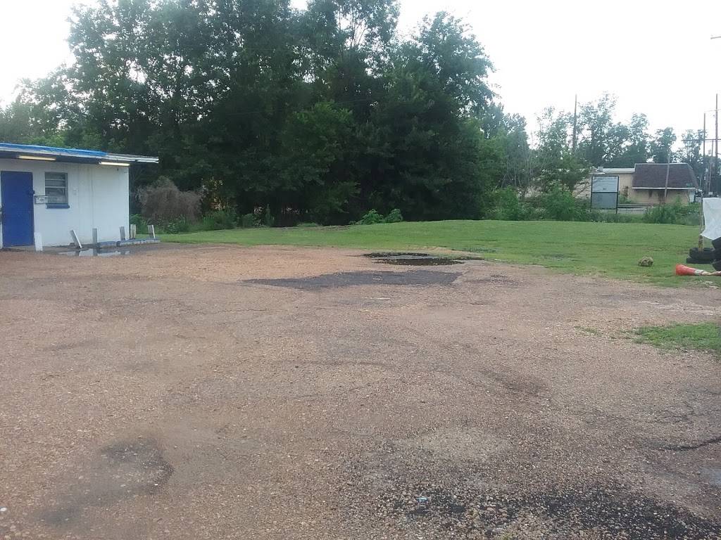 Valley St. Cafe & Detail Plus Car Wash | cafe | 1379 Valley St, Jackson, MS 39204, USA | 7692322397 OR +1 769-232-2397