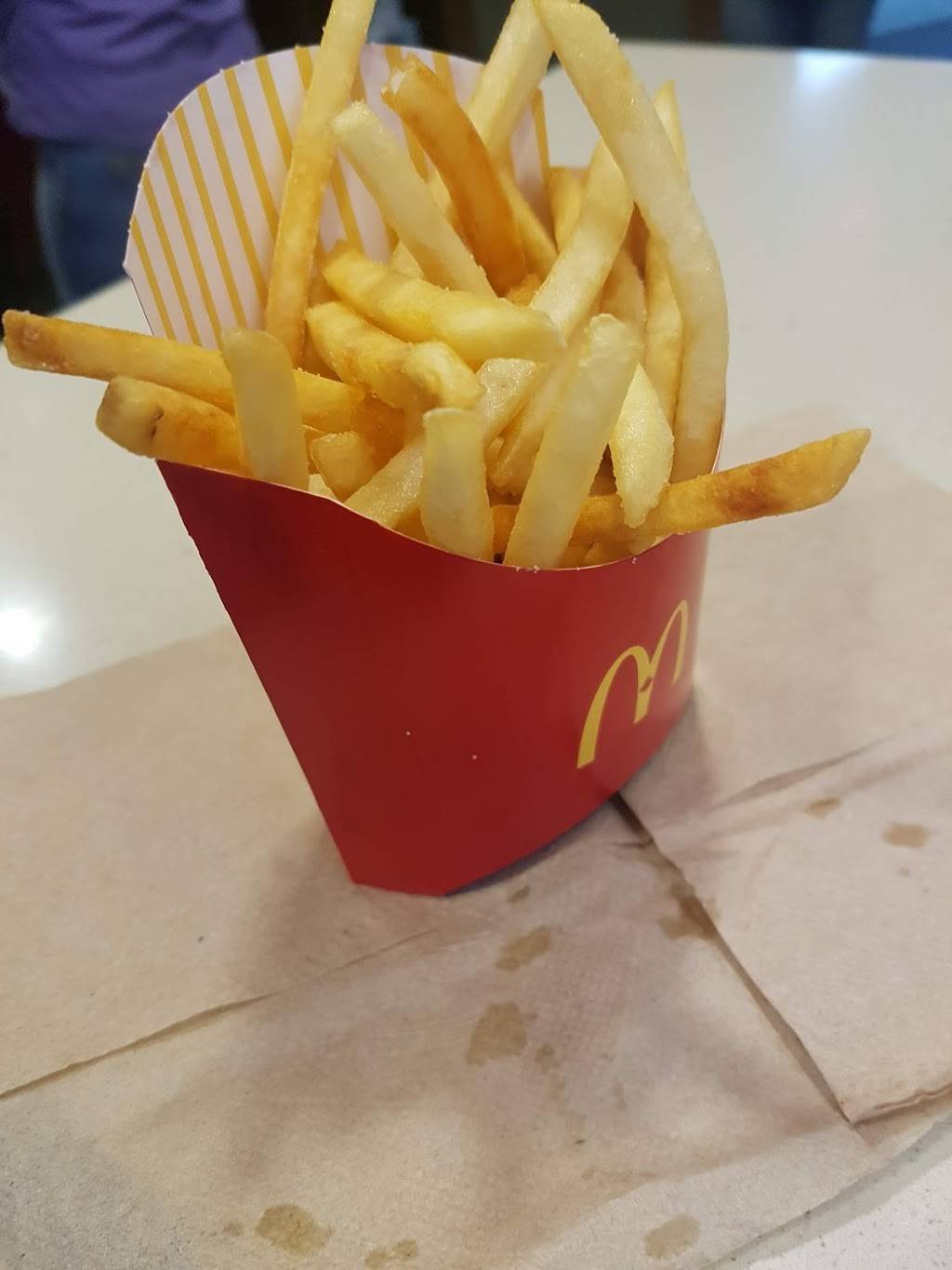 McDonalds | cafe | 57 Bridge St, Lakefield, ON K0L 2H0, Canada | 7056520226 OR +1 705-652-0226