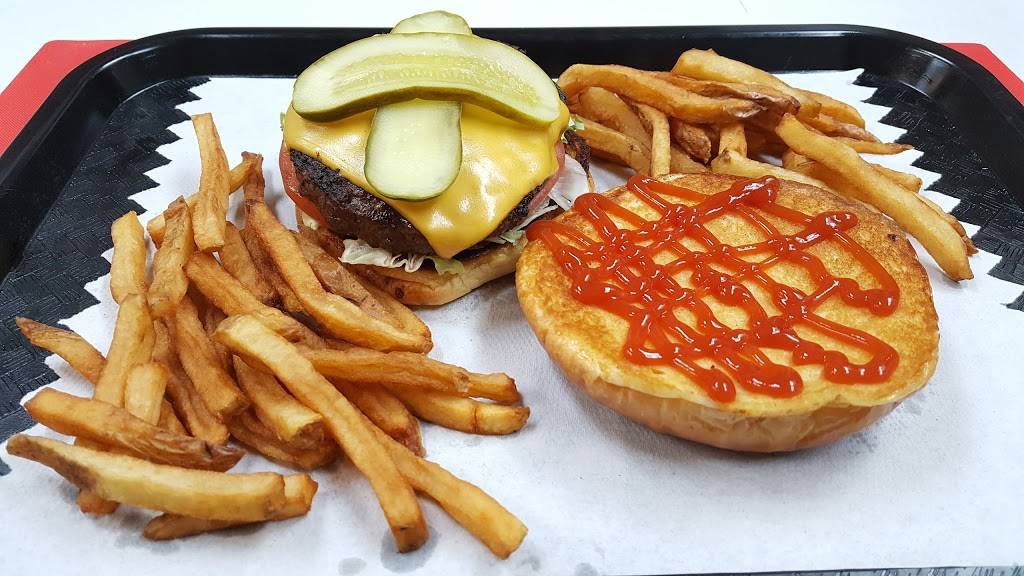 Rock N Grill | restaurant | 335 Randall Rd, Lake in the Hills, IL 60156, USA | 2243330001 OR +1 224-333-0001