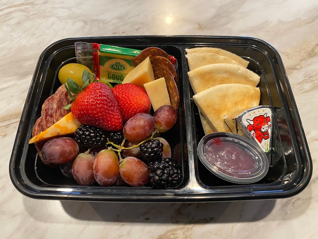 Breathe Wine & Culture Co. | restaurant | 5155 Washington St W, Cross Lanes, WV 25313, USA | 3048234577 OR +1 304-823-4577