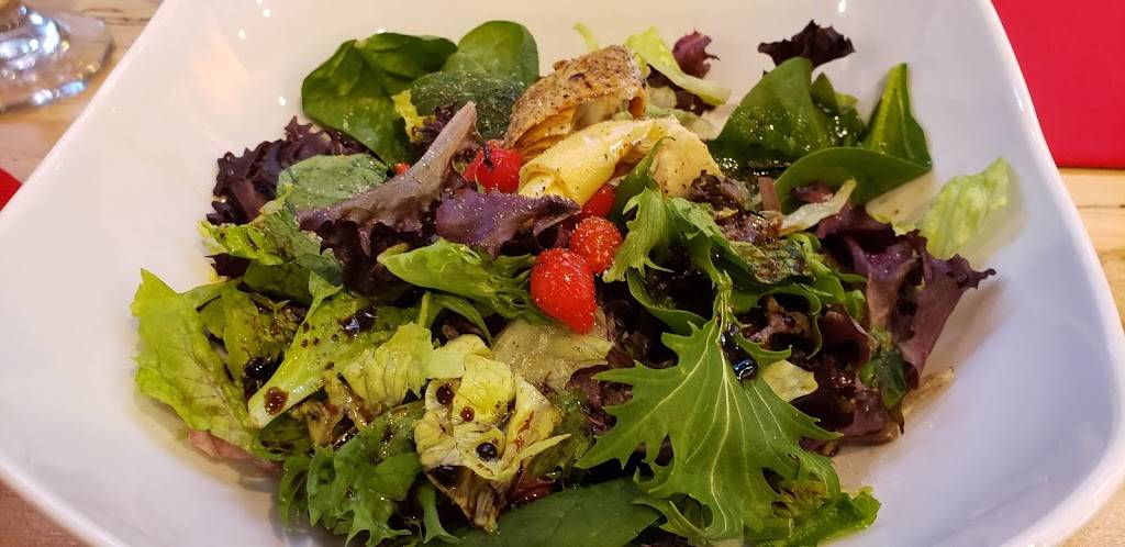 Pizzeria Antica | restaurant | 10 E Chester St, Champaign, IL 61820, USA | 2175304137 OR +1 217-530-4137