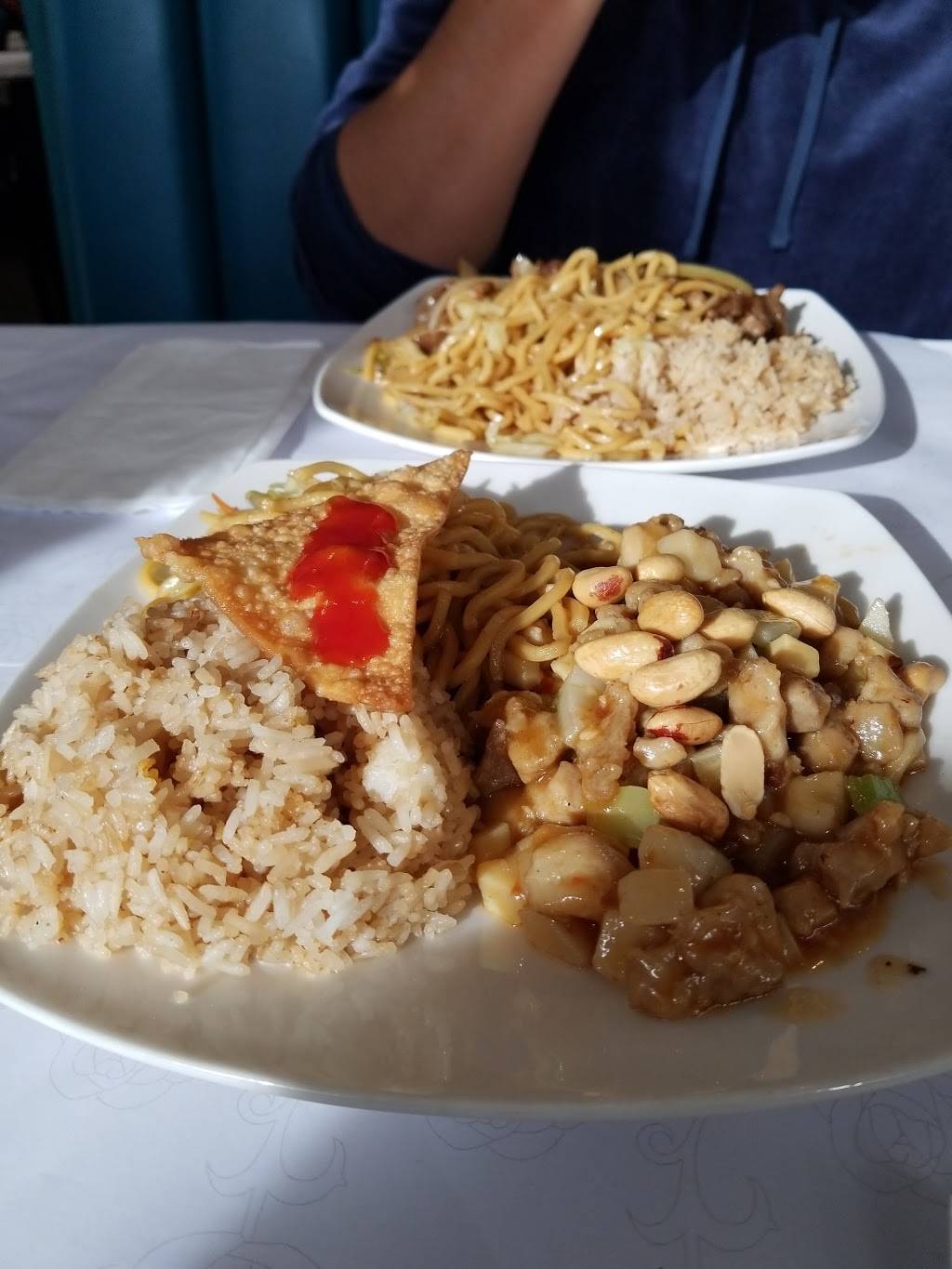 May Garden | restaurant | 1425 Fulton Rd #325, Santa Rosa, CA 95401, USA | 7075283615 OR +1 707-528-3615