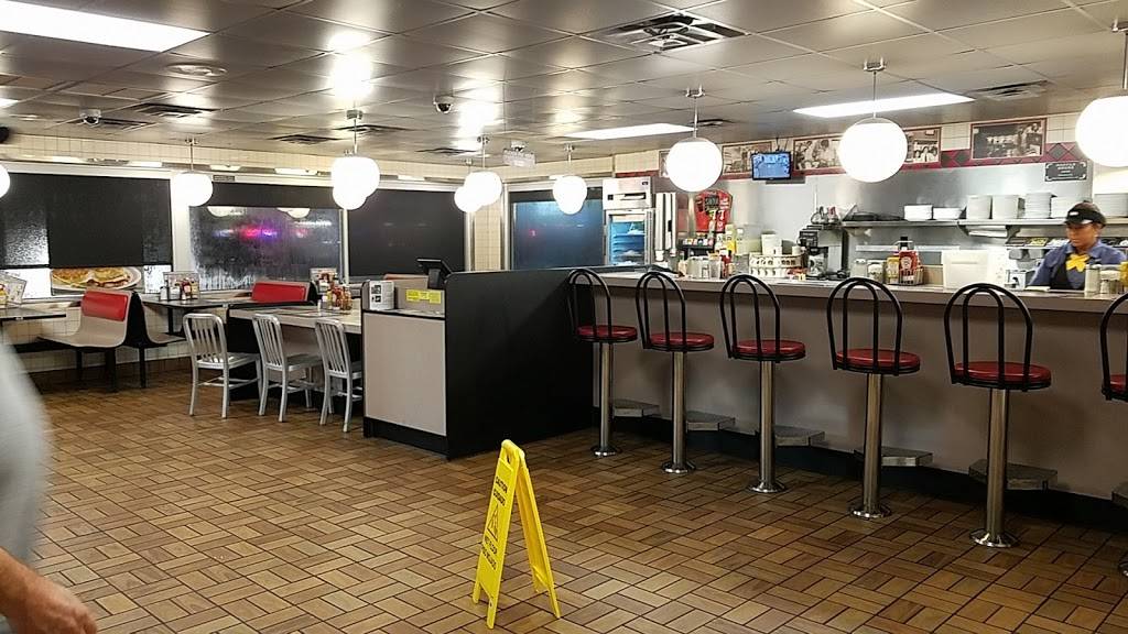 Waffle House | meal takeaway | 7670 Starkey Rd, Seminole, FL 33777, USA | 7273923072 OR +1 727-392-3072