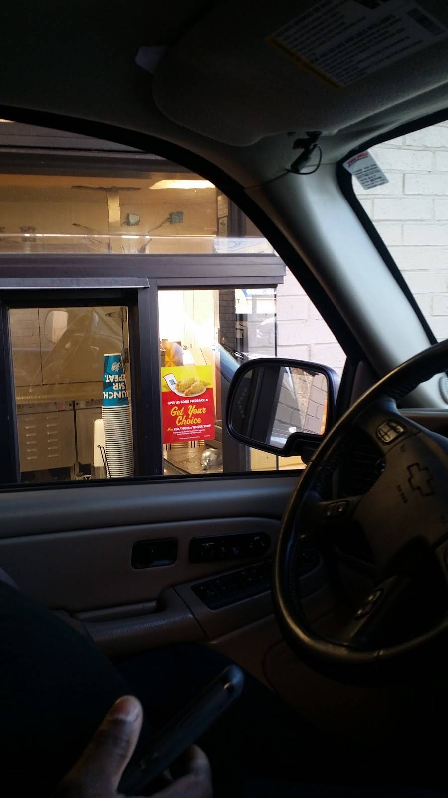 Churchs Chicken | restaurant | 311 W Fairview Ave, Montgomery, AL 36105, USA | 3342623032 OR +1 334-262-3032