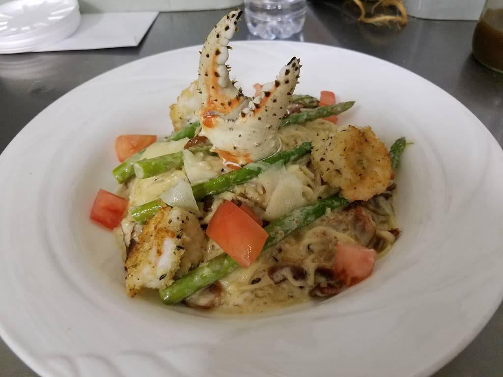 Red Rock Falls | restaurant | 664 PA-173, Slippery Rock, PA 16057, USA | 7244060806 OR +1 724-406-0806