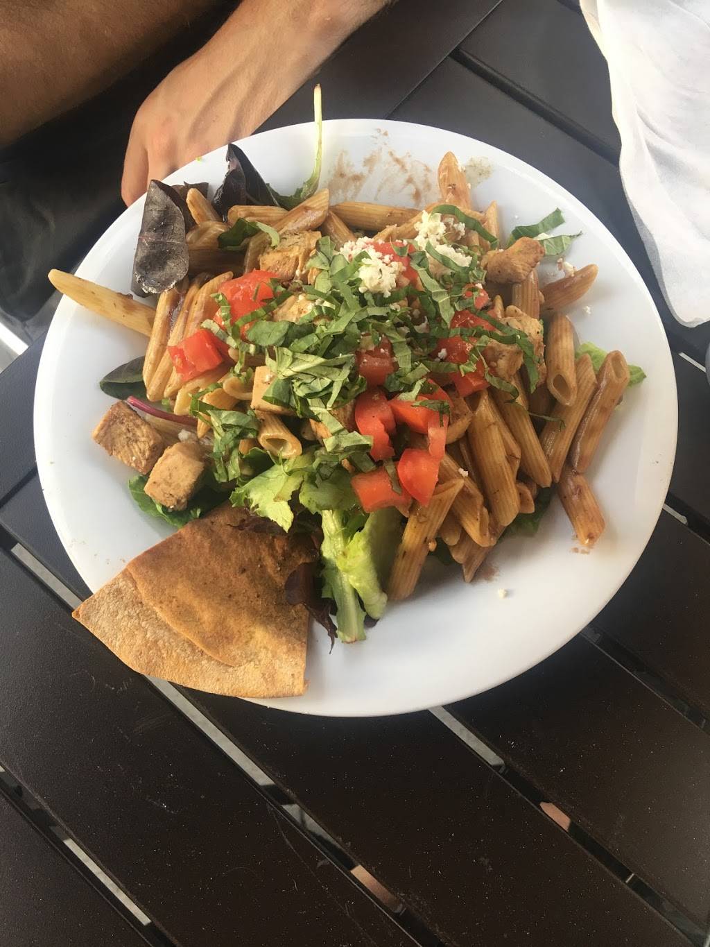 Tazikis Mediterranean Cafe | restaurant | 630 1st St N #200, Alabaster, AL 35007, USA | 2052163465 OR +1 205-216-3465