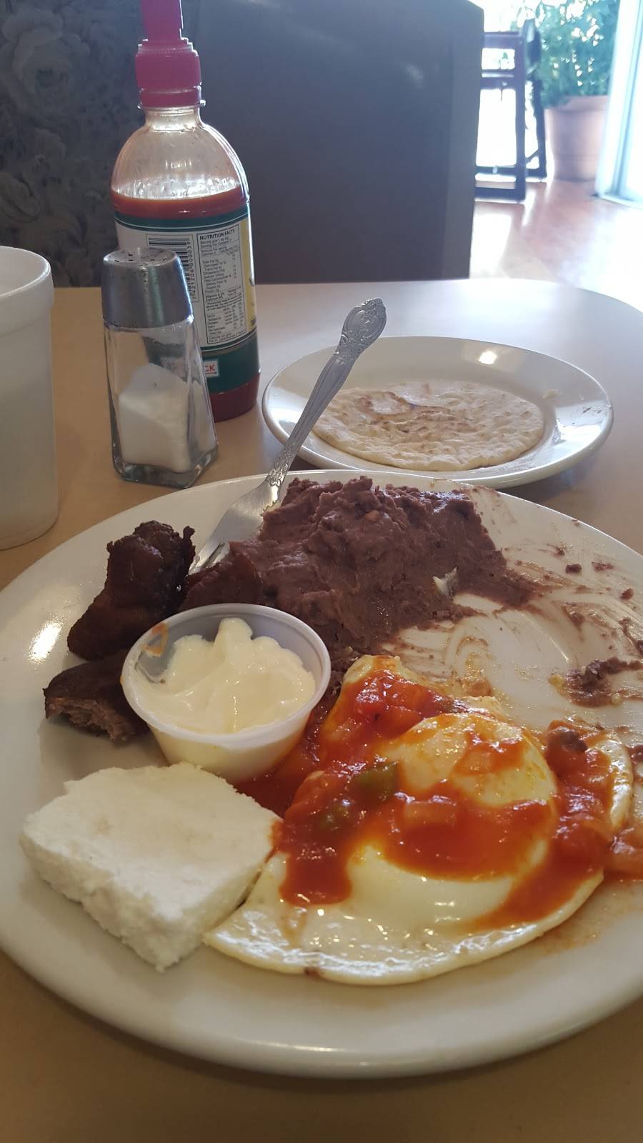 Mi Pequena Honduras | restaurant | 649 Georges Rd, North Brunswick Township, NJ 08902, USA | 7322460007 OR +1 732-246-0007