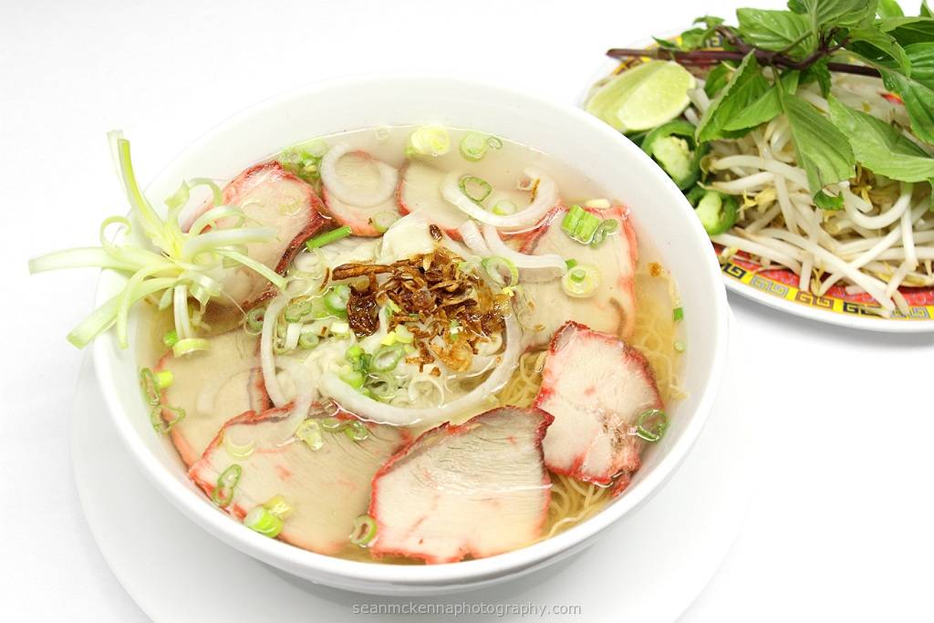 Vina Restaurant | restaurant | 756 Cleveland Ave S, St Paul, MN 55116, USA | 6516988408 OR +1 651-698-8408