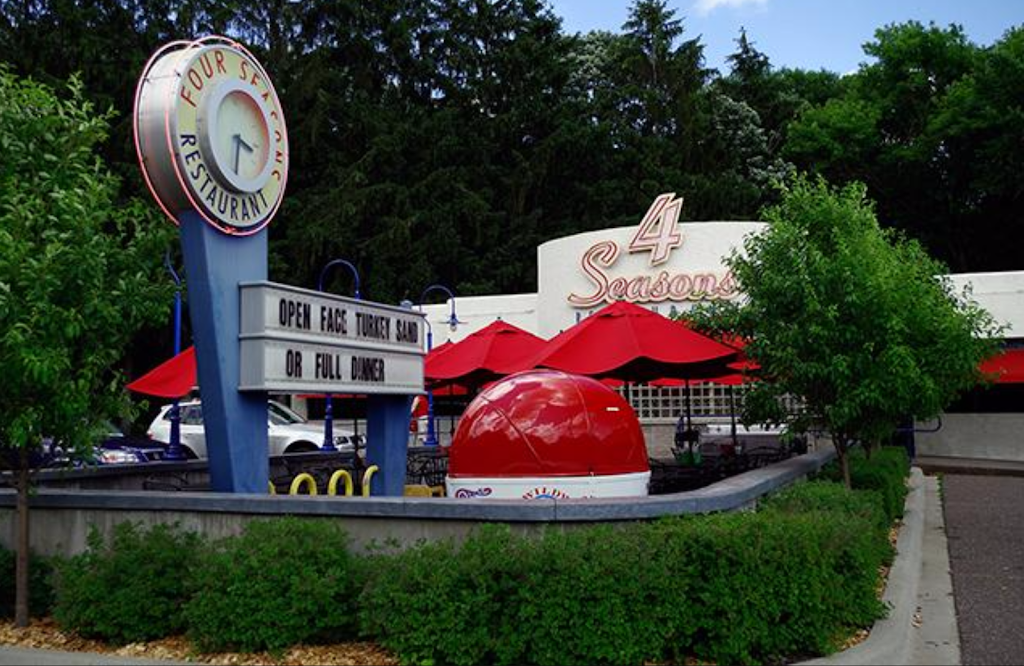 4 Seasons | restaurant | 114 Mahtomedi Ave, St Paul, MN 55115, USA | 6514292201 OR +1 651-429-2201