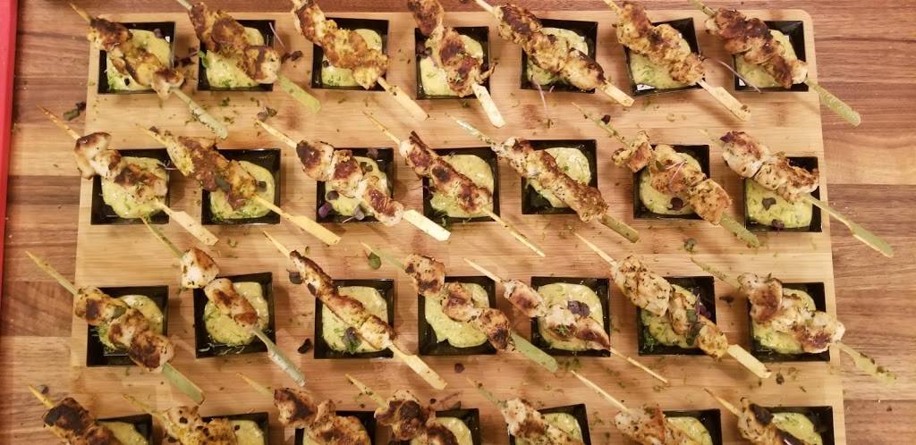 La Bettyse | restaurant | 4020 Rue de la Fougère, Saint-Bruno-de-Montarville, QC J3V 6K2, Canada | 4509861138 OR +1 450-986-1138