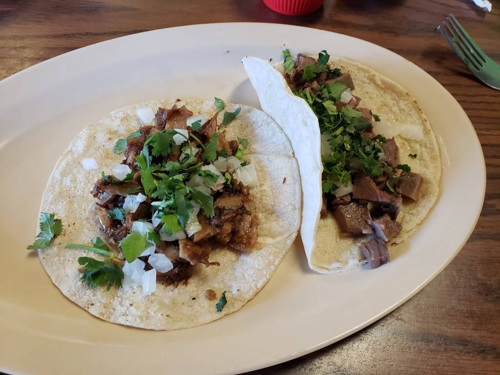 El Tlacoyo | restaurant | 2535 E University Dr #1, Tempe, AZ 85281, USA | 4808949543 OR +1 480-894-9543