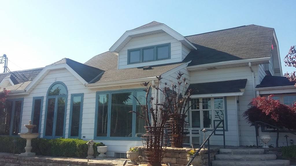 Anns Italian Restaurant | restaurant | 5969 S 108th Pl, Hales Corners, WI 53130, USA | 4144255040 OR +1 414-425-5040