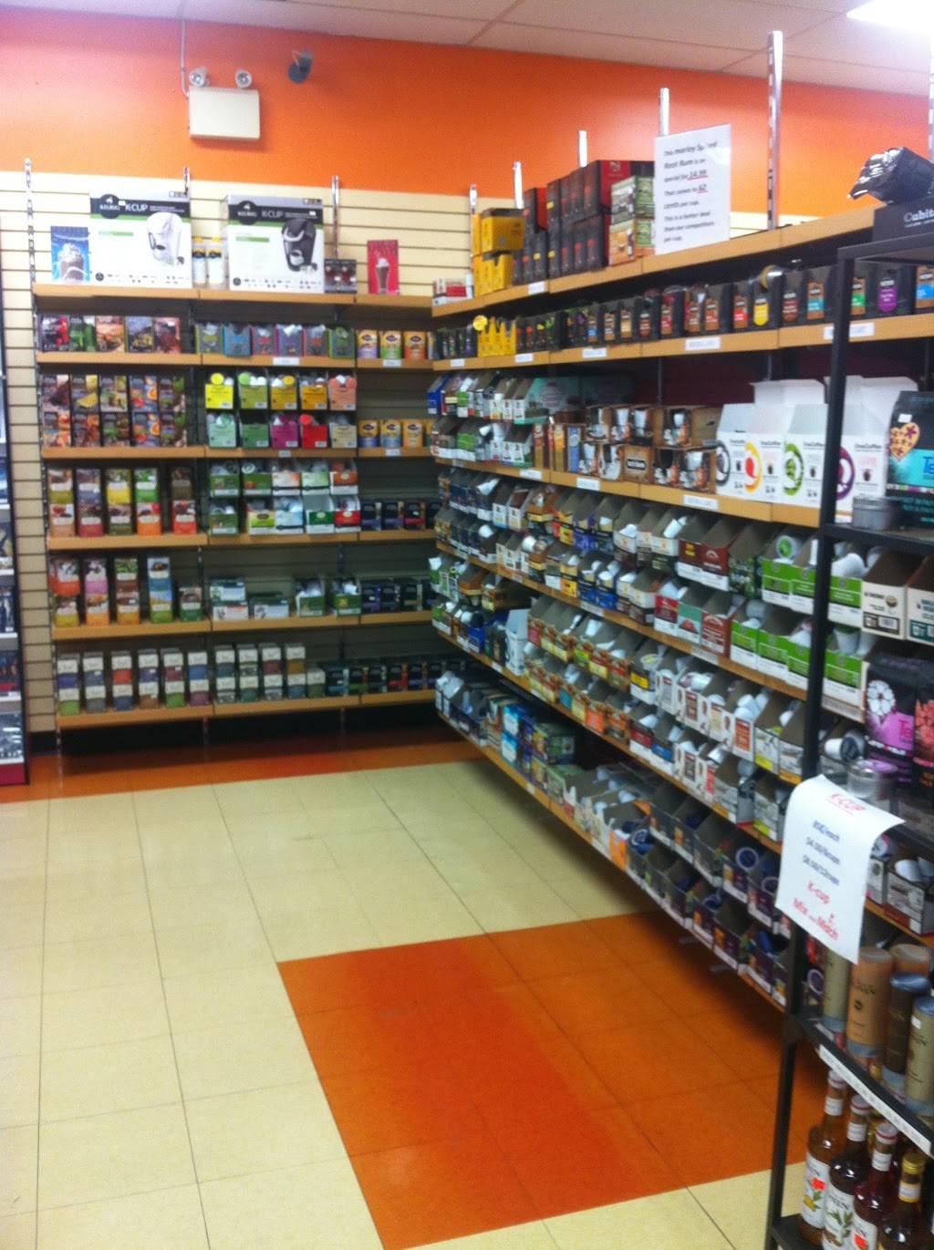 Jeans Variety | meal takeaway | 144 Burton Av, Barrie, ON L4N 2R8, Canada | 7057265224 OR +1 705-726-5224