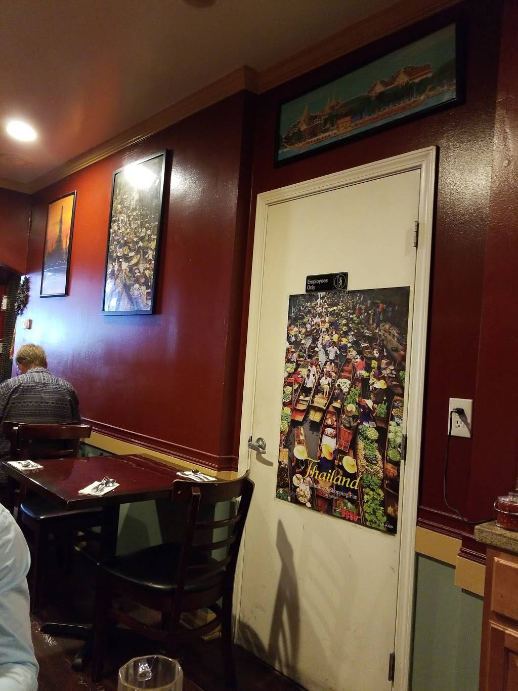 Lotus Thai Bistro | restaurant | 425 California Ave, Palo Alto, CA 94306, USA | 6502890907 OR +1 650-289-0907