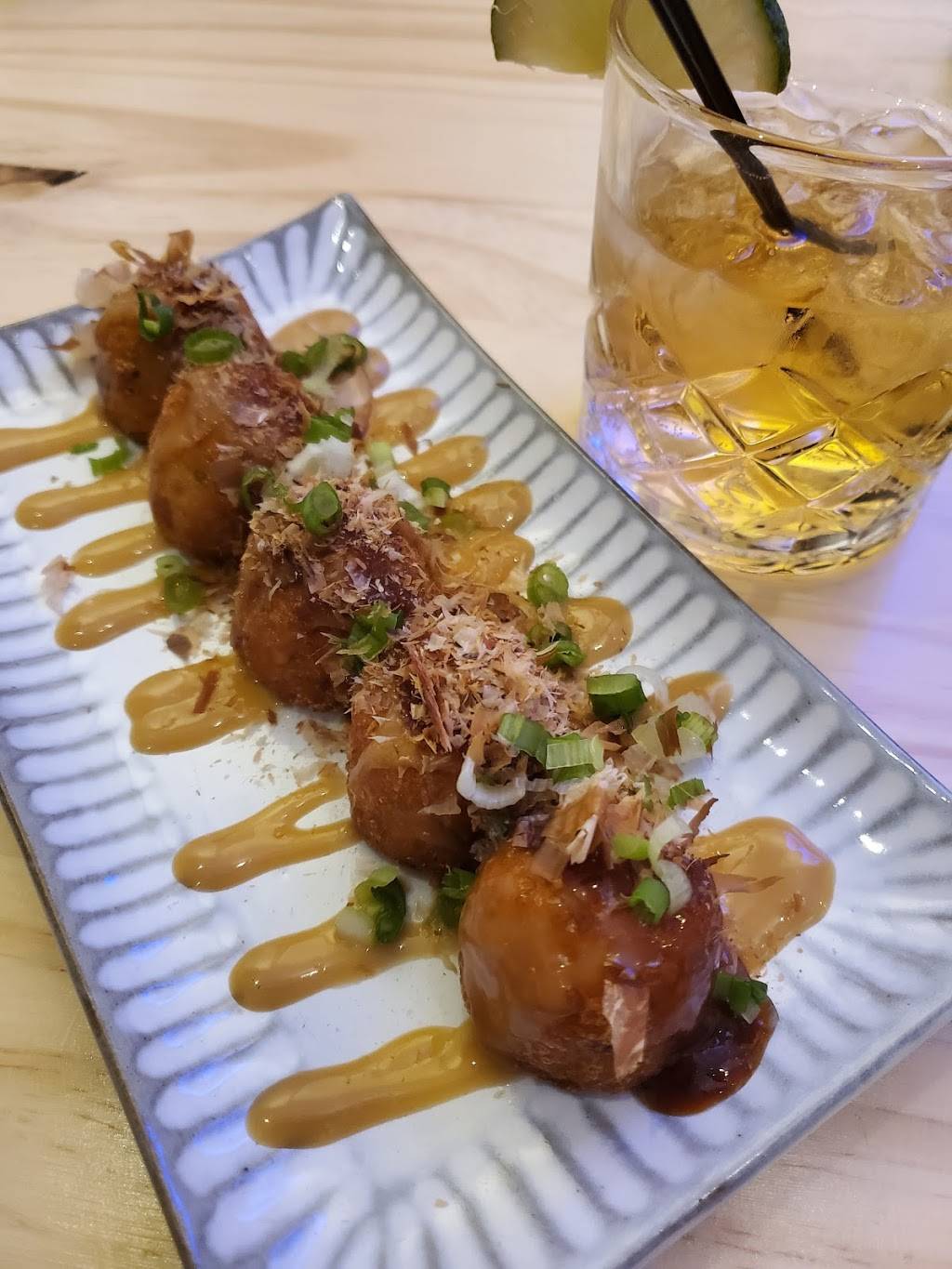 Aji Noodle Bar | restaurant | 13603 Madison Ave, Lakewood, OH 44107, USA | 2163039232 OR +1 216-303-9232