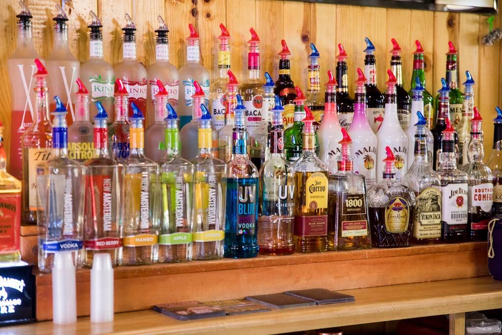 Red N Debs Bar & Grill | restaurant | 60 E Mineral St, Platteville, WI 53818, USA | 6083489149 OR +1 608-348-9149