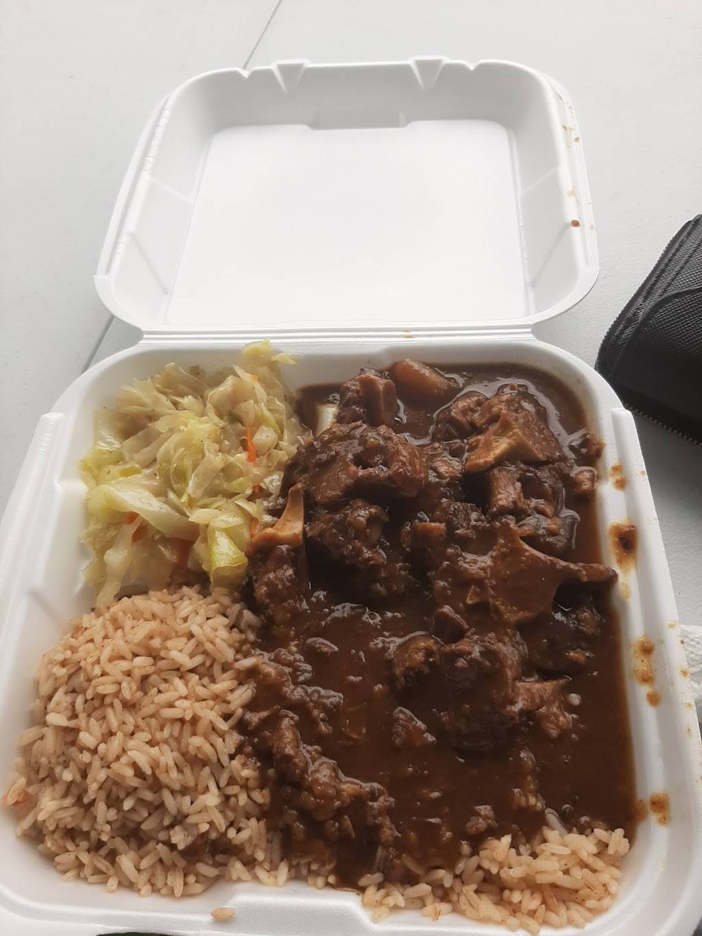 Monicas Caribbean Seafood | restaurant | 11 Lake Forgetful, Hattiesburg, MS 39402, USA | 6013365095 OR +1 601-336-5095