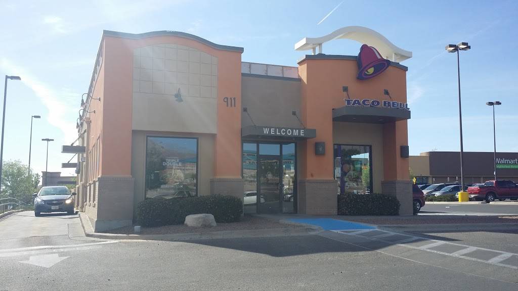 Taco Bell | meal takeaway | 911 N Resler Dr, El Paso, TX 79912, USA | 9155879210 OR +1 915-587-9210