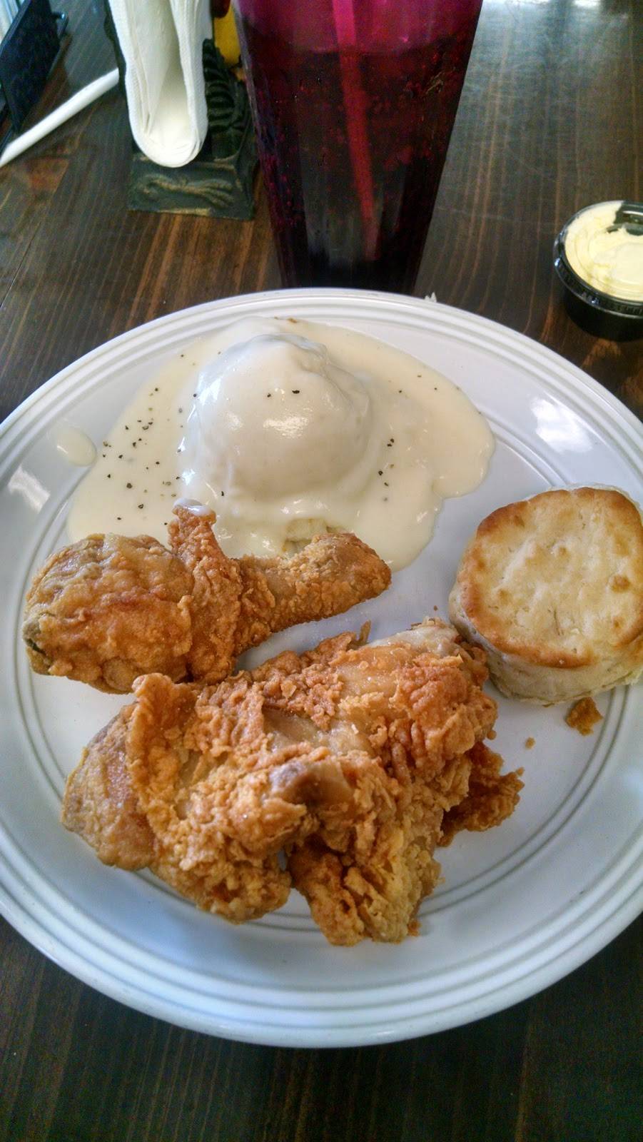 Stewarts Family Restaurant | restaurant | 18925 W Farmington Rd, Trivoli, IL 61569, USA | 3093622408 OR +1 309-362-2408