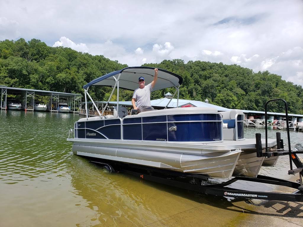 Holiday Landing Marina | restaurant | 912 Old Awalt Rd, Tullahoma, TN 37388, USA | 9314553151 OR +1 931-455-3151