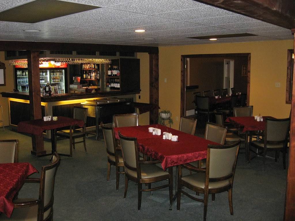 Cedar Valley Golf & Country Club & The Clubhouse Cafe | restaurant | 7041 County Rd 29, Brockville, ON K6V 5T4, Canada | 6133422158 OR +1 613-342-2158