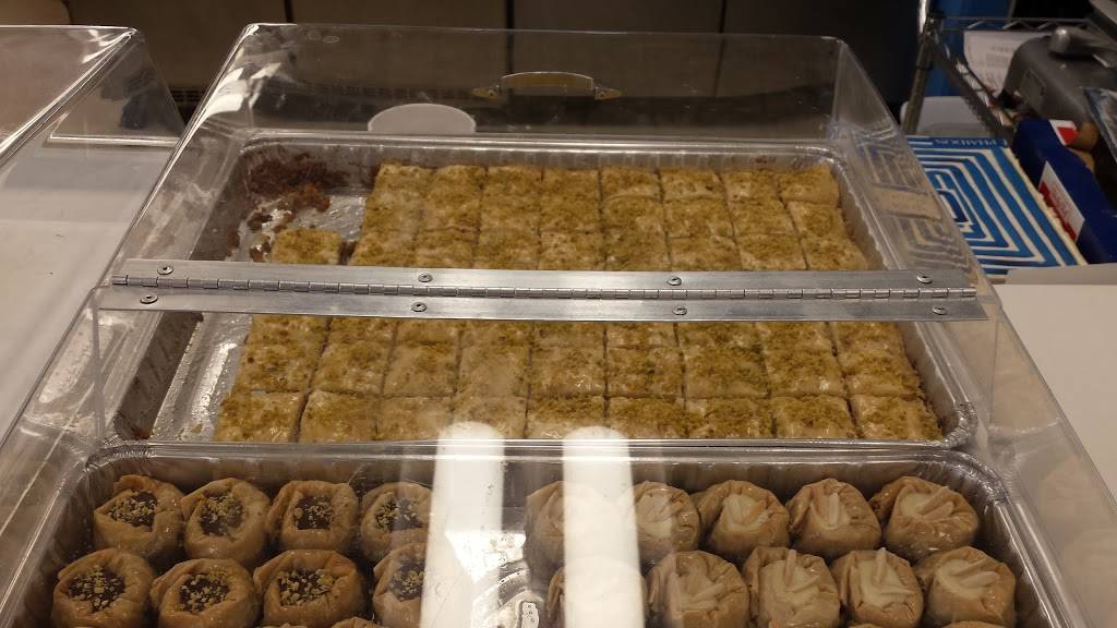 Alekos Village Cafe | cafe | 4304 Old National Pike, Middletown, MD 21769, USA | 3013713500 OR +1 301-371-3500