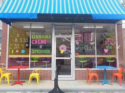 The Smoothie Bus Shoppe Concord | restaurant | 62 Pleasant St, Concord, NH 03301, USA | 6032648829 OR +1 603-264-8829