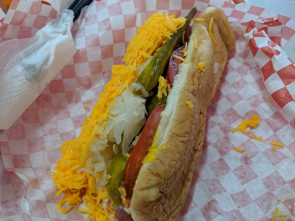 Sacs Tasty Hot Dogs | restaurant | 2445 Springs Rd, Vallejo, CA 94591, USA | 7076422442 OR +1 707-642-2442