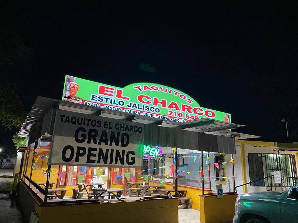 Taquitos El Charco | restaurant | 1452 S WW White Rd, San Antonio, TX 78220, USA | 2105494225 OR +1 210-549-4225