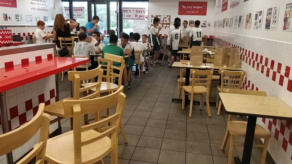 Five Guys | meal takeaway | 37 Forbes Rd, Braintree, MA 02184, USA | 7818484897 OR +1 781-848-4897