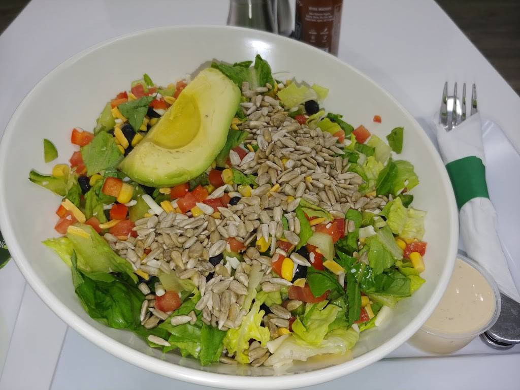 Toss Up Salads | restaurant | 15817 Pines Blvd, Pembroke Pines, FL 33028, USA | 9542398142 OR +1 954-239-8142