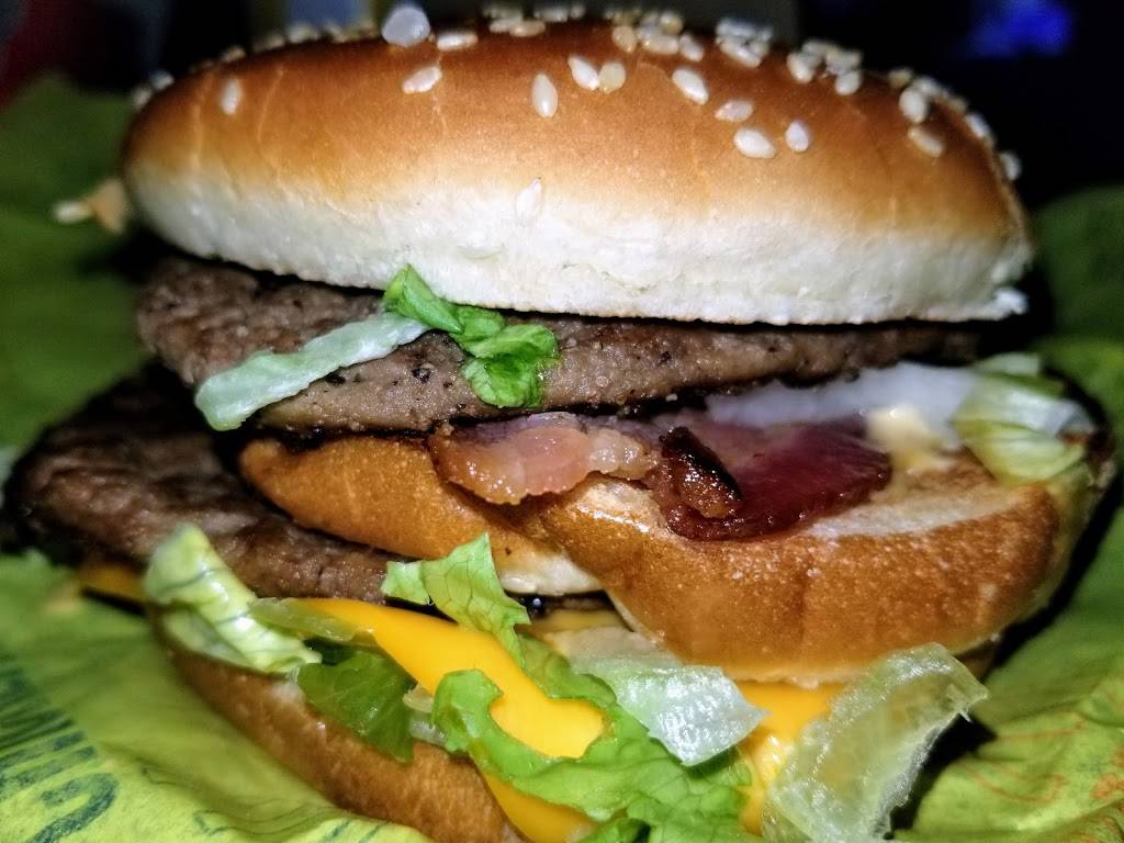 McDonalds | cafe | 2796 Robbins Ave, Niles, OH 44446, USA | 3305443077 OR +1 330-544-3077