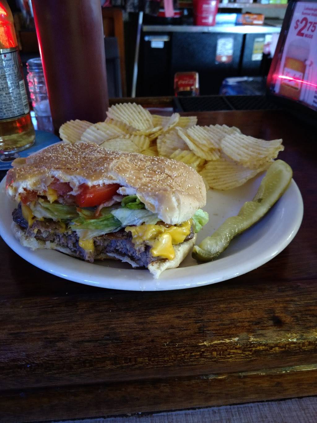 Spot Bar | restaurant | 1327 2nd Ave, Cumberland, WI 54829, USA | 7158224457 OR +1 715-822-4457